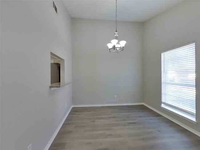 Building Photo - 5907 Misty Meadow St