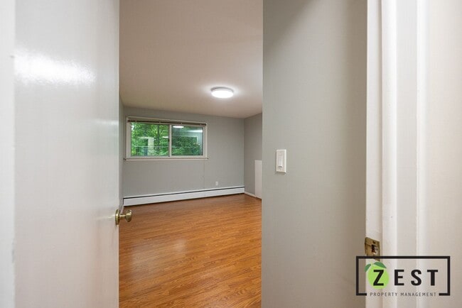 Building Photo - OPEN HOUSE Thursday August 29th 5-6pm