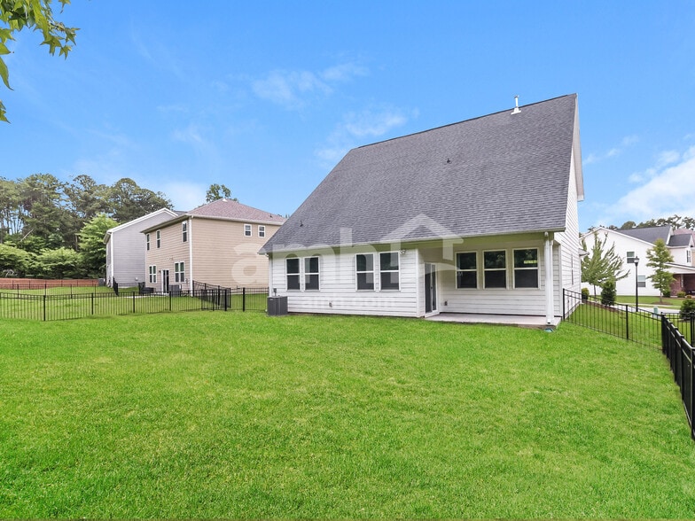 Building Photo - 12016 Brooksong Dr