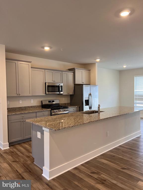 Building Photo - 13931 Anderson Gdn Rd