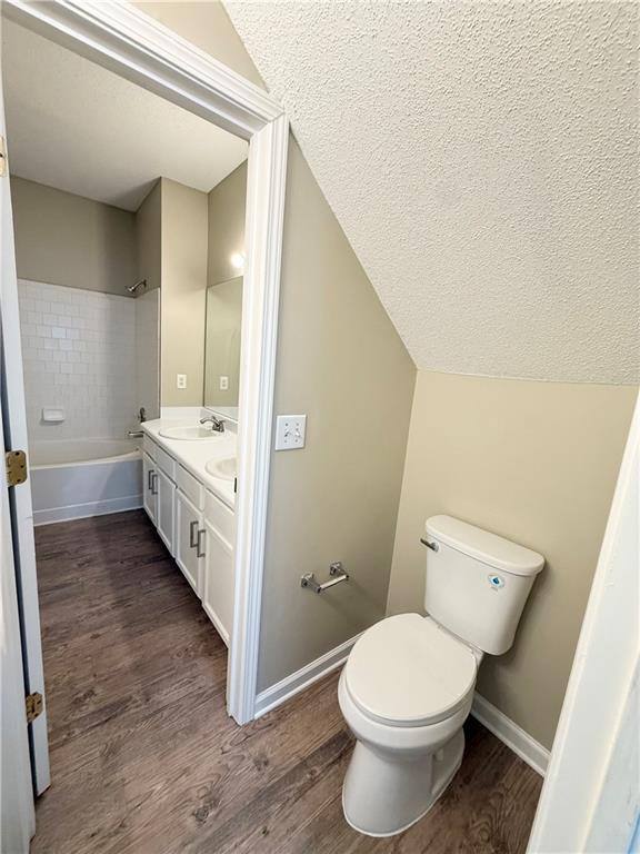 Building Photo - 1609 Heyford Cir NW