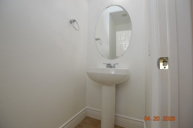 Building Photo - 598 Over Par Ct