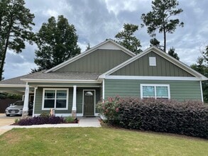 Building Photo - 821 Bristol Court