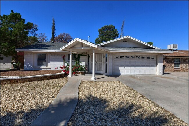 Building Photo - Pending