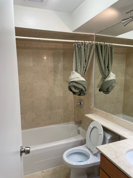 Bathroom - 8708 W Berwyn Ave