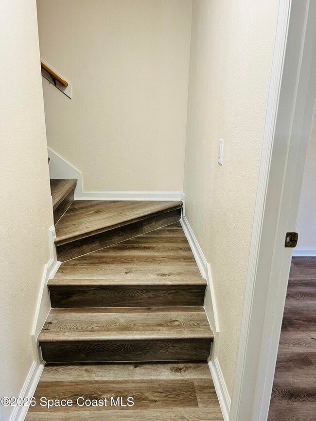 Building Photo - 1145 Luminary Cir