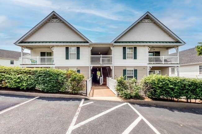 Primary Photo - 1125 Arbor Creek Dr