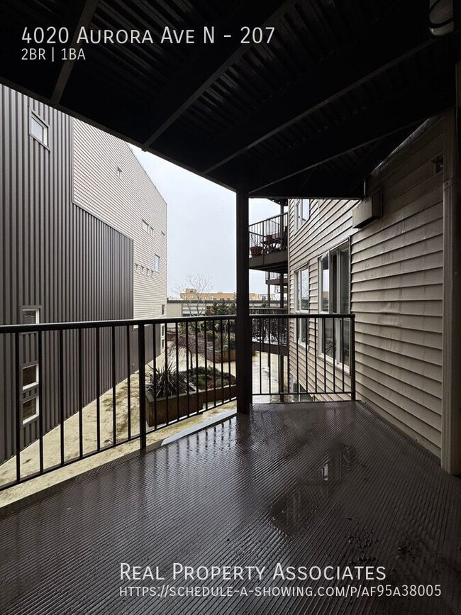 Building Photo - 4020 Aurora Ave N