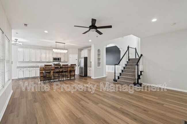 Building Photo - 11012 Southfield Dr