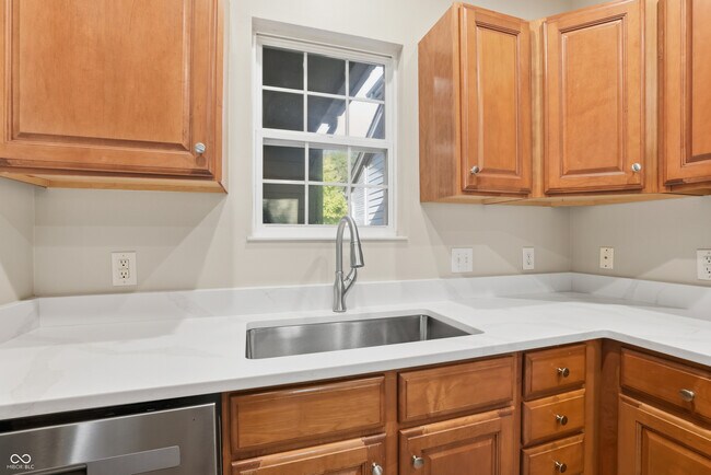 Building Photo - 9201 Wadsworth Ct
