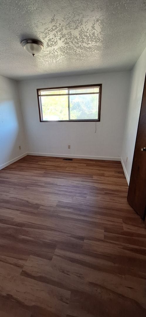 Building Photo - Welcome to your new home!!