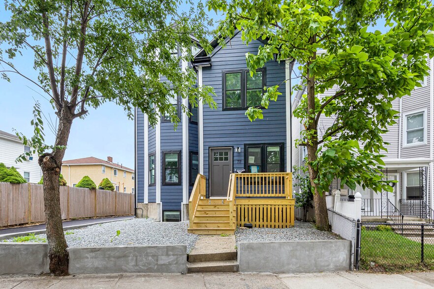 Building Photo - 77 Winchester St