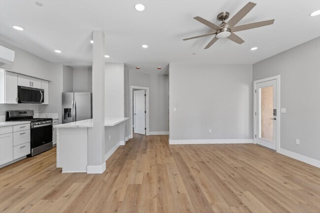 Building Photo - 1520 Independence Way