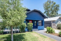 Building Photo - 912 E Roosevelt St