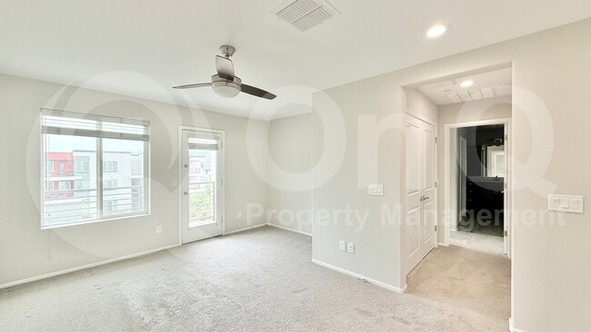 Building Photo - 1250 Abbey Ln