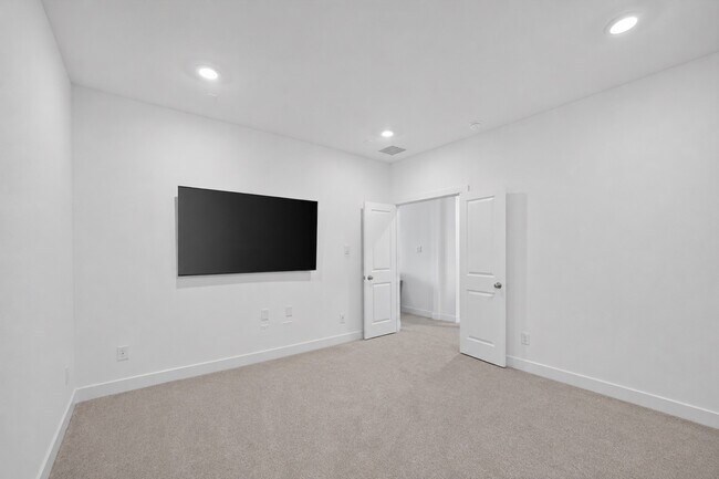 Building Photo - 7410 Wildrye Mdw Ln