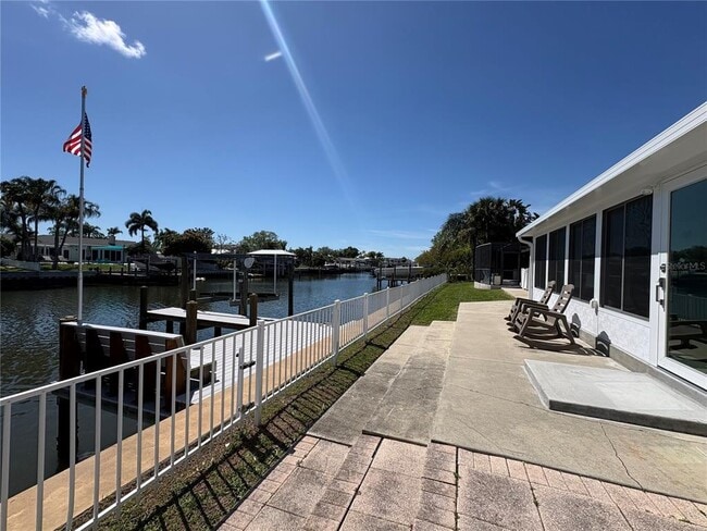 Building Photo - 8434 Boxwood Dr