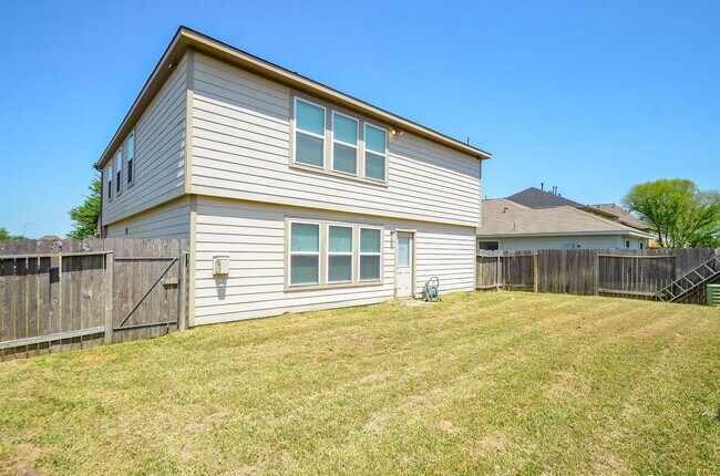 Building Photo - 12506 Greencanyon Dr