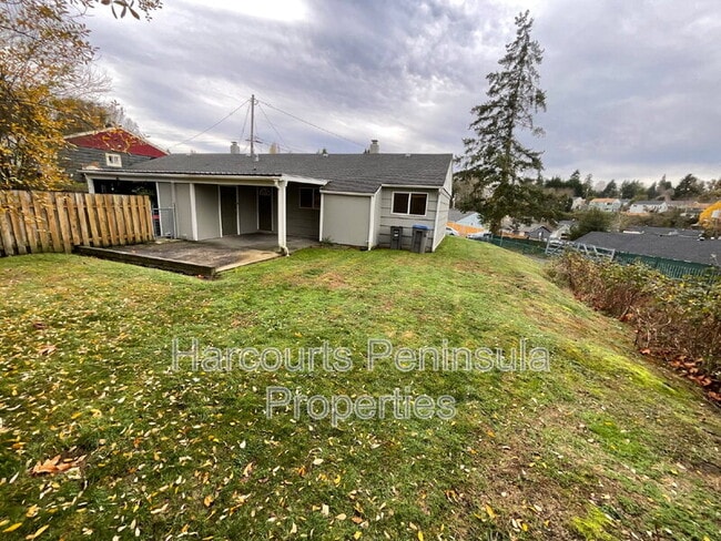 Building Photo - 1742 Anderson St