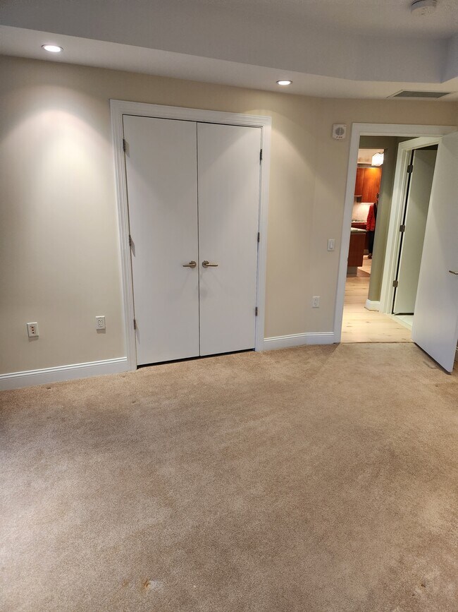 Building Photo - Turnberry