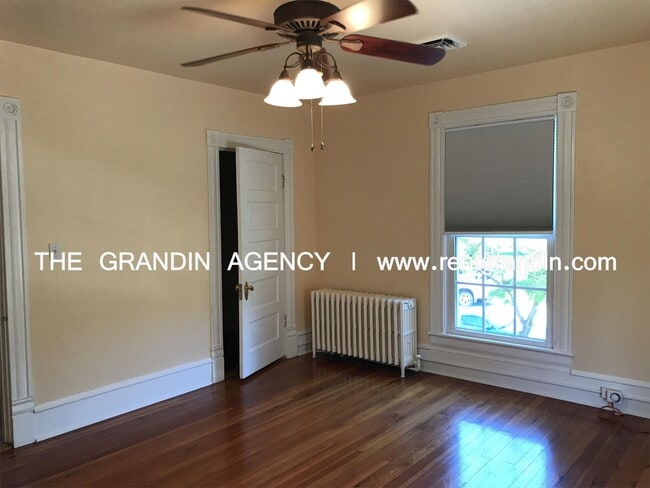 Building Photo - 356 Pennsylvania Ave