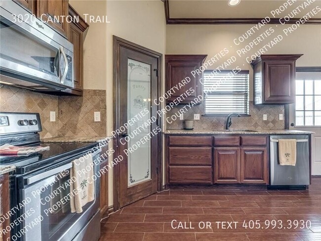 Building Photo - 3020 Canton Trail