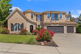 Building Photo - Beautiful Rocklin Home with a Pool!