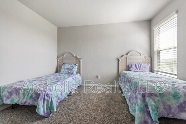 Building Photo - 7002 Flint Cyn