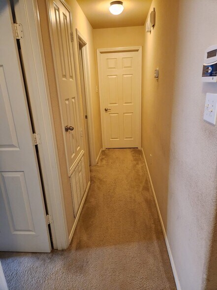 Building Photo - 5716 Talons Crest Cir