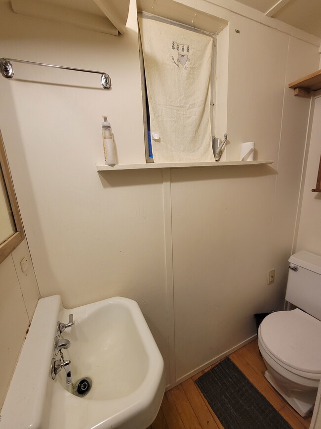 Building Photo - 5 Anderson Creek Rd