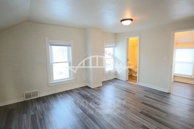 Building Photo - 1144 N 50th St