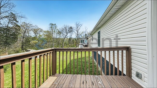 Building Photo - 6409 Beeler Rd