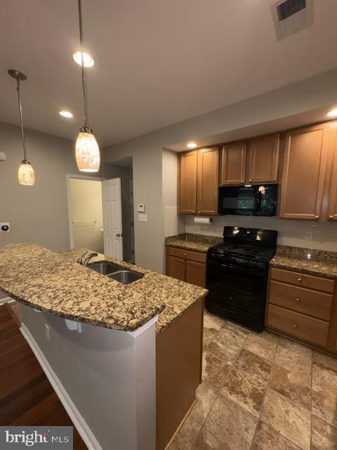 Building Photo - 7506 Stoney Run Dr