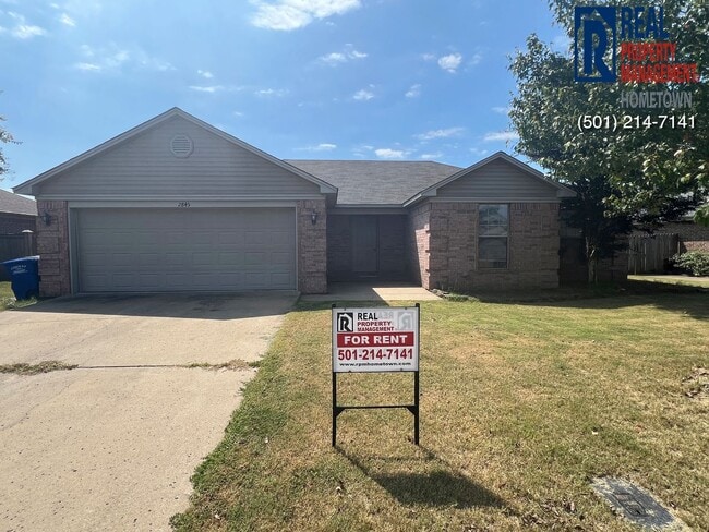 Primary Photo - 2845 York Ln