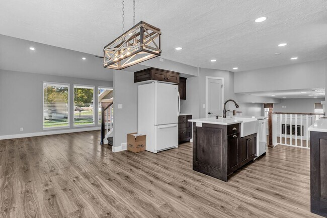 Building Photo - 4436 S 1620 W