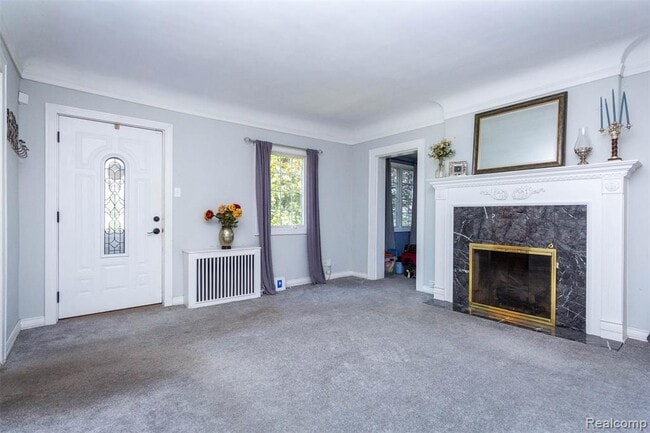 Building Photo - 8911 Manor Ave