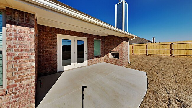 Building Photo - Beautiful 4 Bedroom 2 Bathroom Home in Pie...