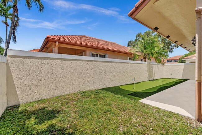 Building Photo - 36 Monterey Pointe Dr