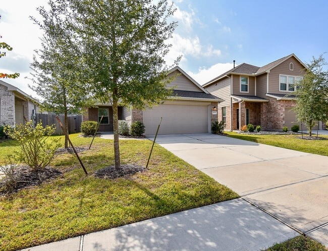 Building Photo - 18979 Buckley Oak Dr