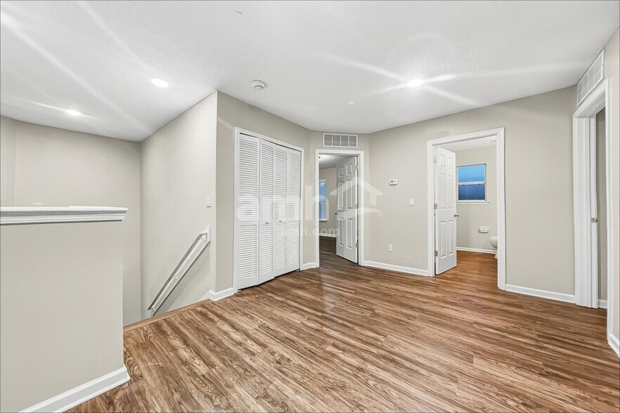 Building Photo - 6830 Morse Oaks Dr
