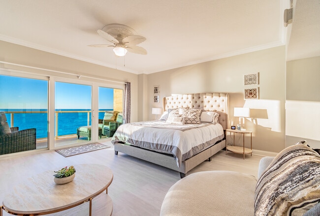 Building Photo - 880 Mandalay Ave