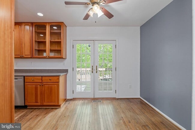 Building Photo - 8207 Cedar Landing Ct