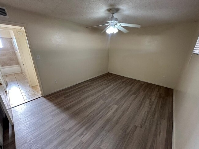 Building Photo - 1857 E University Dr