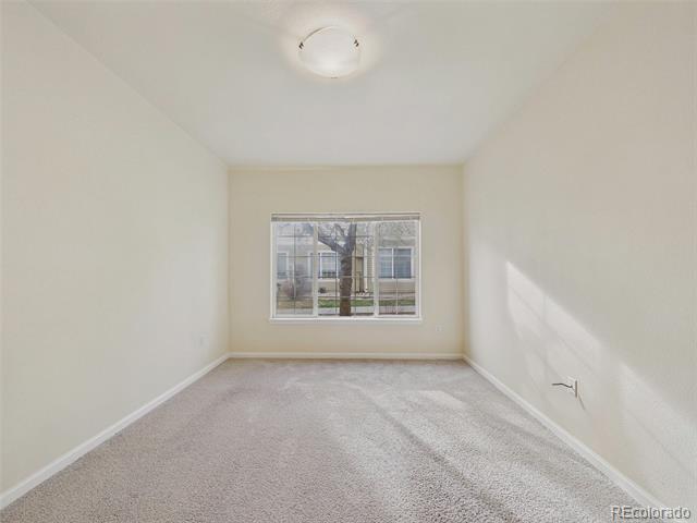 Building Photo - 9961 E Idaho Cir