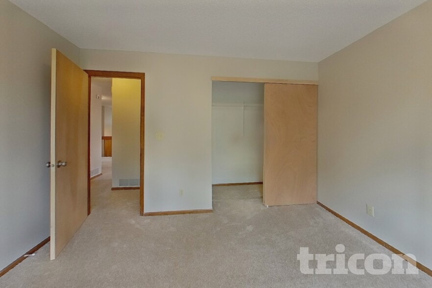 Building Photo - 2812 Deliverance Dr