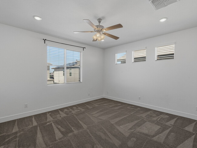 Building Photo - 4910 S Tune