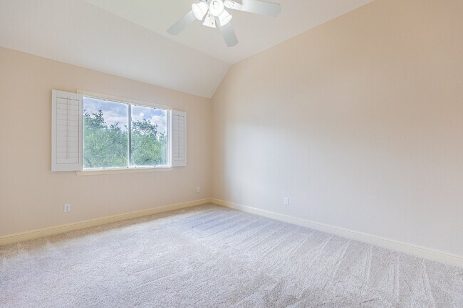 Building Photo - 1806 Three Forks