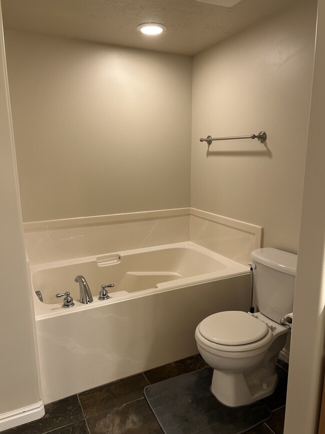 Building Photo - 5 S 500 W