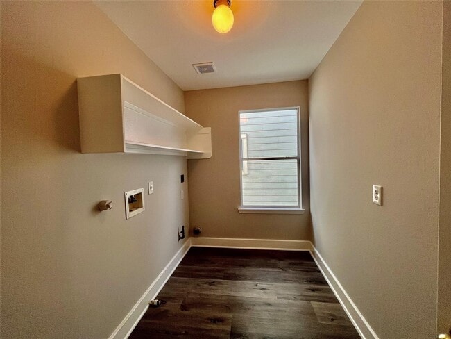 Building Photo - 1511 Nichole Woods Dr