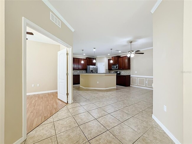 Building Photo - 7434 Surrey Pines Dr